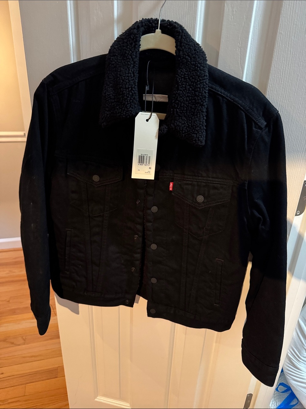 Levi’s women’s Jean Black Sherpa Collar Jacket